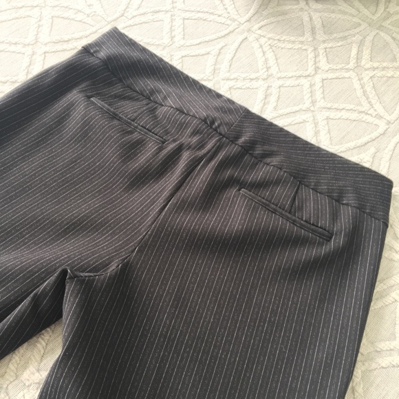 Vince Camuto Blazer and Pant Suit - Picture 4 of 8